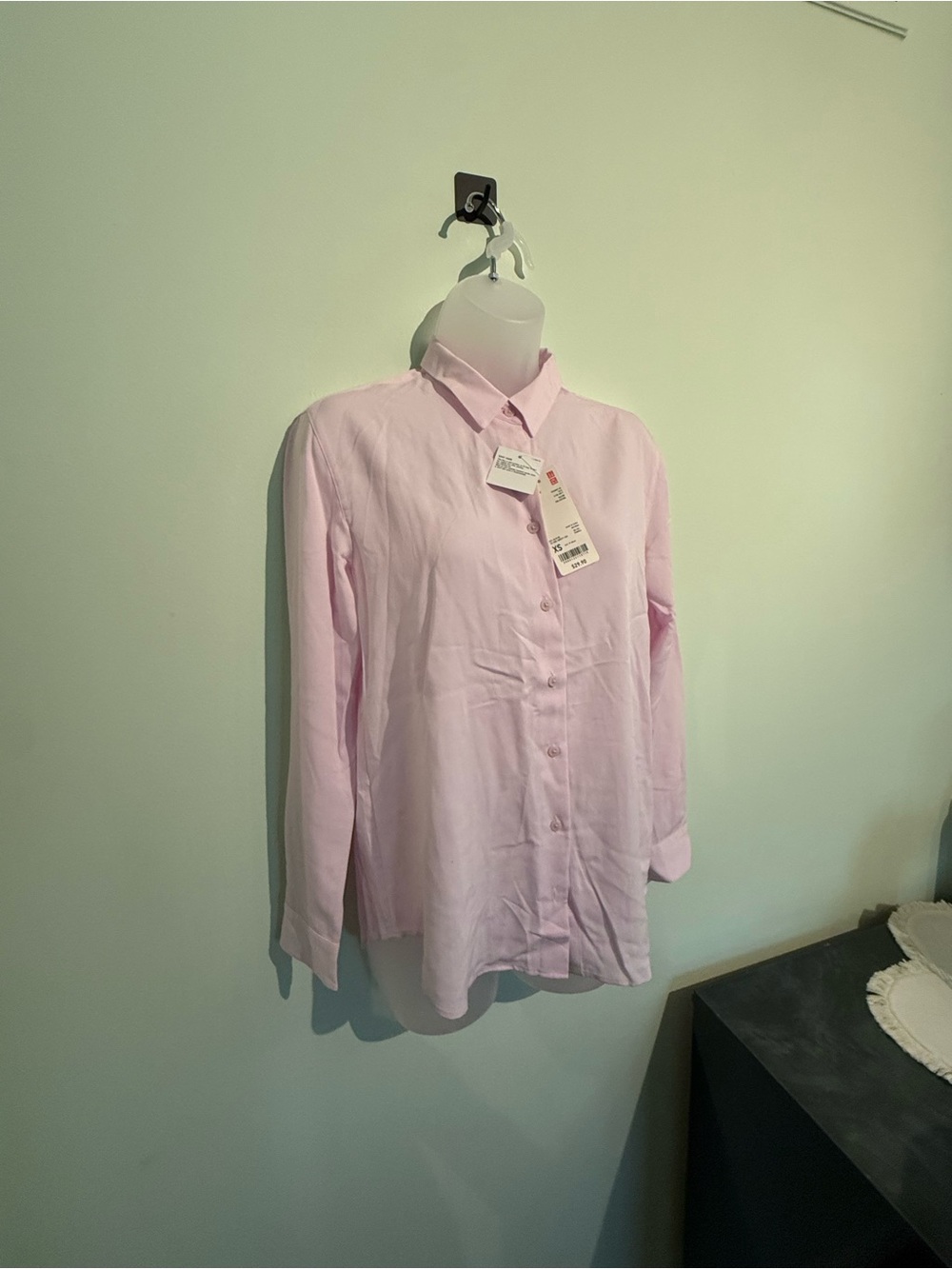Light Pink women’s xs/small Uniqlo Button-Up Shirt